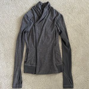 Lululemon size 6 women’s coat